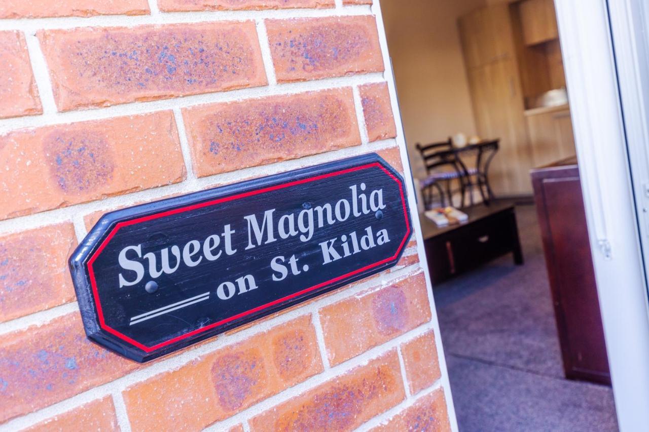 Sweet Magnolia 1 Or 2 Bedroom Suite St Kilda Cambridge With Complimentary Continental Breakfast Exterior photo